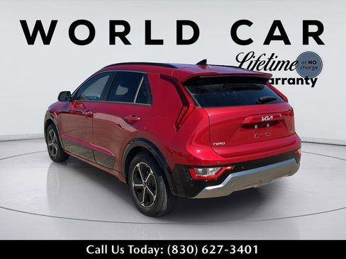 Used 2023 Kia Niro FWD image 11
