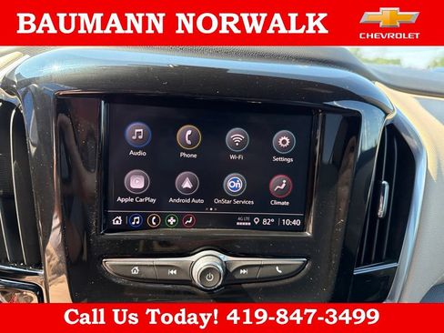 Used 2022 Chevrolet Traverse LS FWD image 29