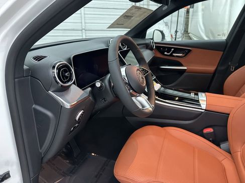 New 2026 Mercedes-Benz GLC 300 GLC 300 image 9