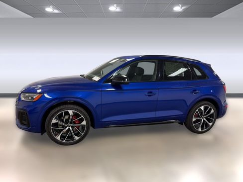 Used 2023 Audi SQ5 Premium Plus w/ Premium Plus Package AWD/4WD image 2