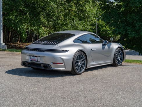 Certified 2026 Porsche 911 Carrera T RWD image 7