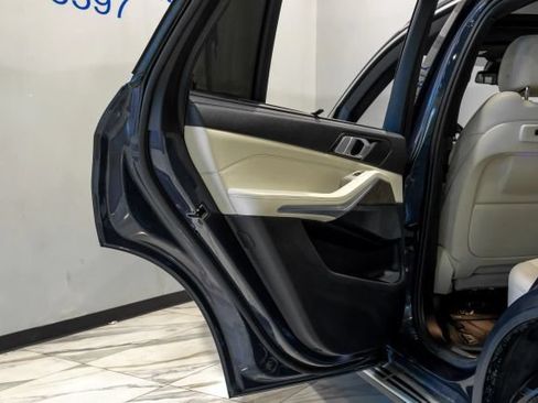 Used 2020 BMW X5 sDrive40i w/ Executive Package RWD image 65