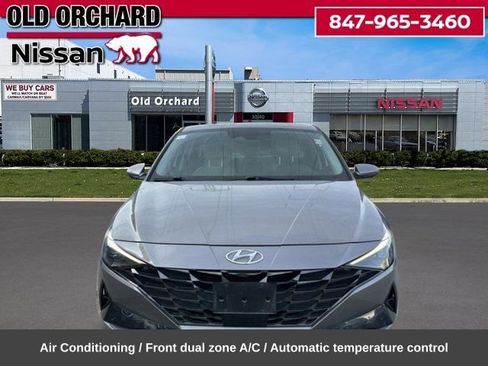 Used 2023 Hyundai Elantra Limited FWD image 2