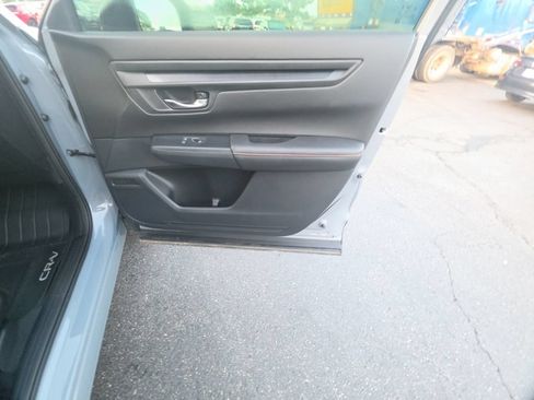 Used 2025 Honda CR-V Sport-L image 33