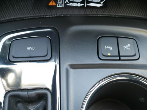 Used 2024 Chevrolet Equinox Premier AWD/4WD image 23