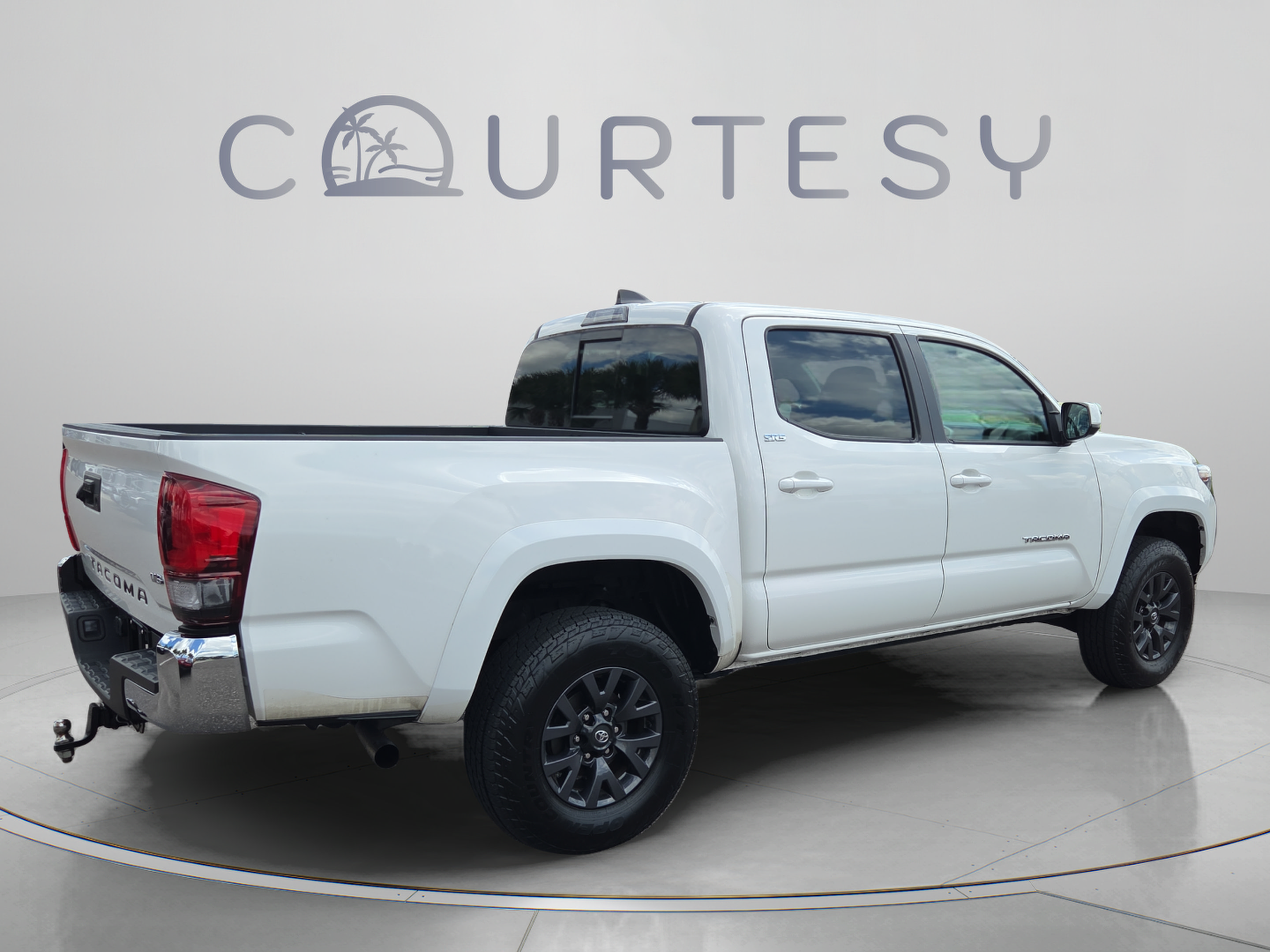 Certified 2023 Toyota Tacoma SR5 RWD image 5