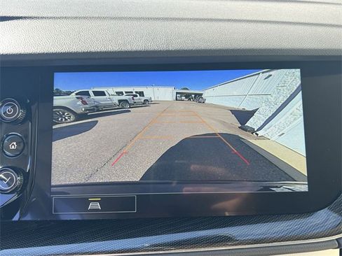 Used 2023 Buick Envision Essence image 14