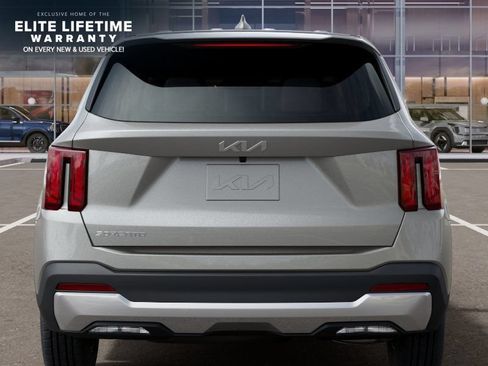New 2026 Kia Sorento LX FWD image 14