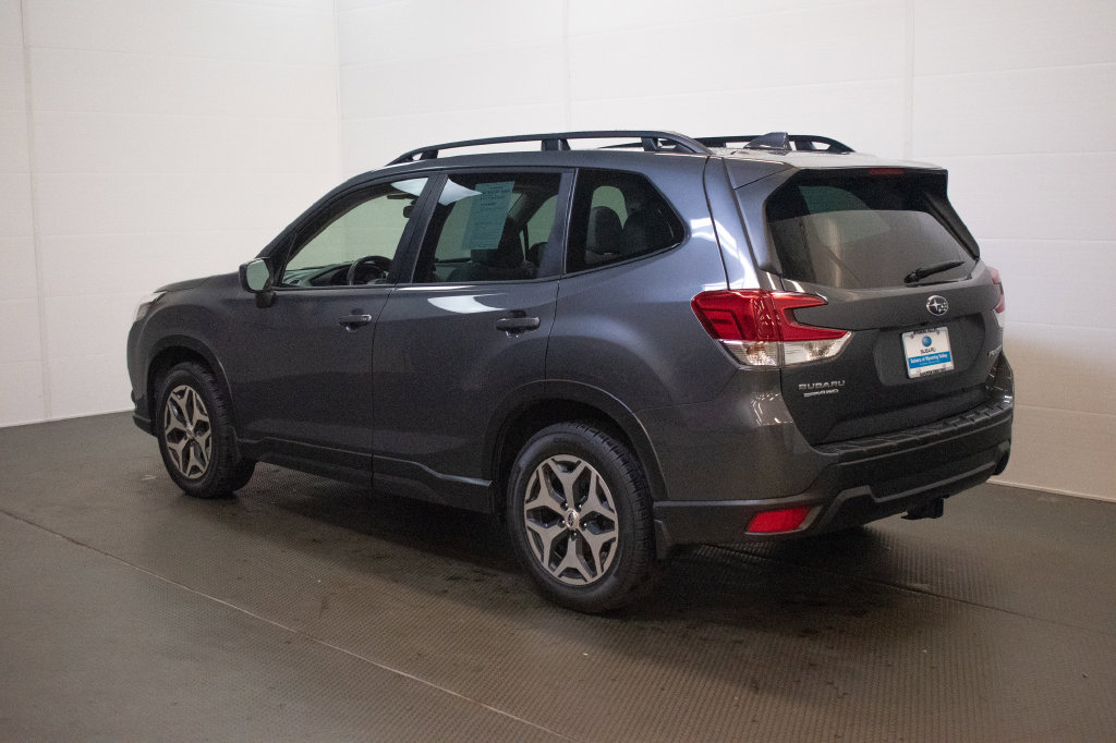 Certified 2023 Subaru Forester Premium AWD/4WD image 6