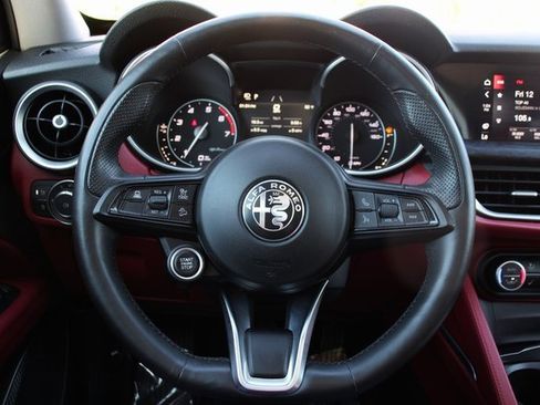 Used 2021 Alfa Romeo Stelvio Sprint w/ Nero Edizione image 21