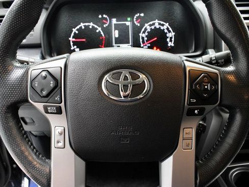 Used 2023 Toyota 4Runner SR5 Premium AWD/4WD image 32