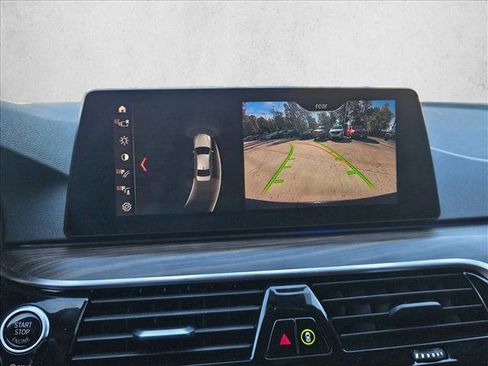 Used 2019 BMW 530i w/ Convenience Package image 21