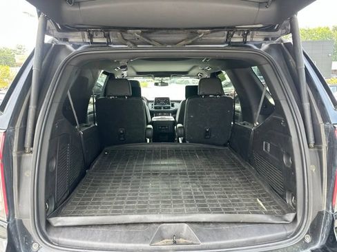 Used 2021 Chevrolet Tahoe LT w/ Rear Media and Nav Package RWD image 11