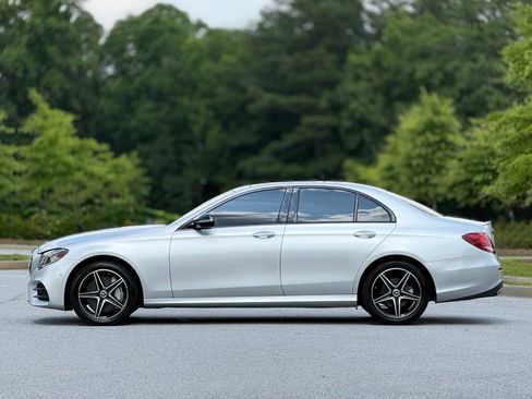 Used 2019 Mercedes-Benz E 300 4MATIC image 9