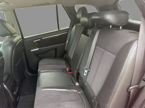 Used 2011 Hyundai Santa Fe SE w/ Premium Pkg 3 FWD image 11