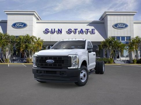 New 2026 Ford F350 XL image 3