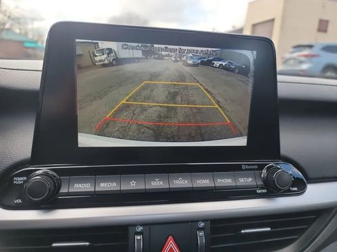 Used 2020 Kia Forte LXS FWD image 19