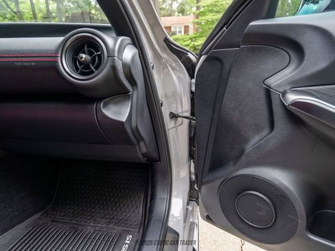 Used 2025 Lexus IS 500 w/ F-Sport Performance RWD image 30