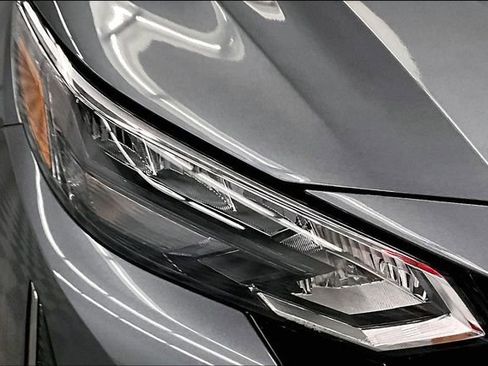 New 2025 Nissan Sentra SR w/ SR Premium Package image 14