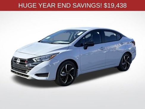 New 2025 Nissan Versa SR w/ Trunk Package image 5