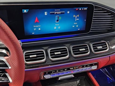 New 2026 Mercedes-Benz GLS 63 AMG 4MATIC image 9