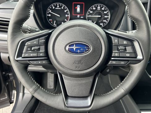 Certified 2025 Subaru Forester Limited image 30