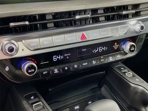Certified 2024 Kia Telluride SX Prestige X-Line AWD/4WD image 20