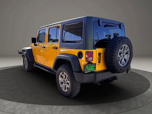 Used 2015 Jeep Wrangler Unlimited Rubicon w/ Connectivity Group image 7