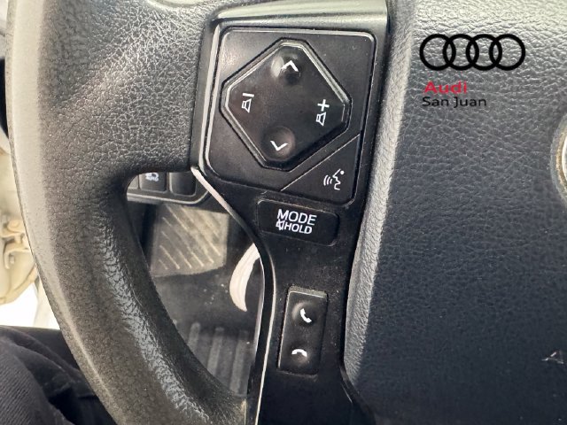 Used 2018 Toyota Tacoma SR AWD/4WD image 17