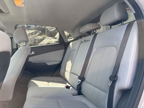 Certified 2023 Hyundai Kona SEL w/ Convenience Package AWD/4WD image 21