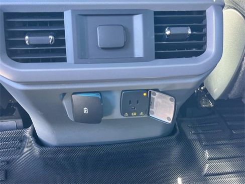 Certified 2024 Ford F150 XLT w/ Equipment Group 302A MID image 17