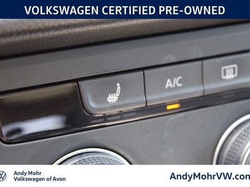 Used 2022 Volkswagen Taos SE w/ Panoramic Sunroof Package AWD/4WD image 41