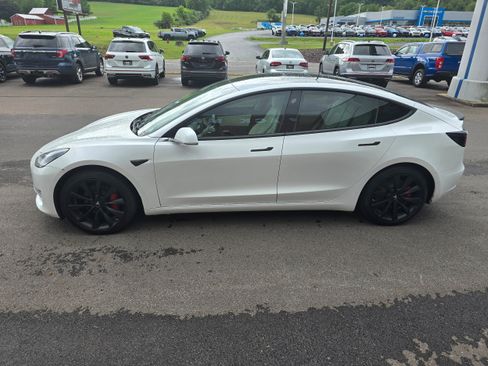 Used 2019 Tesla Model 3 Performance AWD/4WD image 4