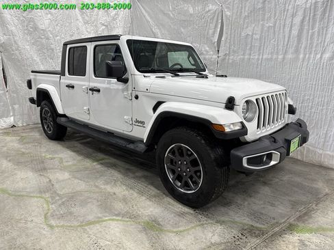 Used 2021 Jeep Gladiator Overland w/ Popular Equipment Package image 2