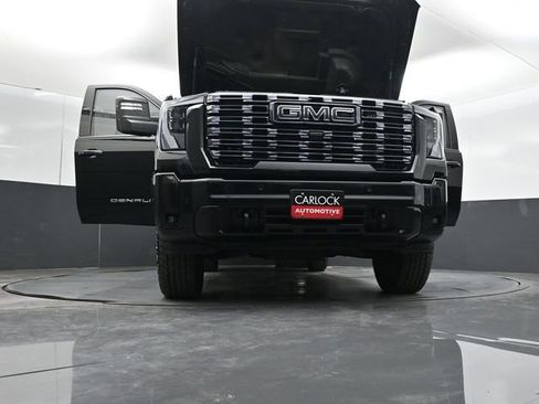 Used 2025 GMC Sierra 2500 Denali Ultimate AWD/4WD image 56