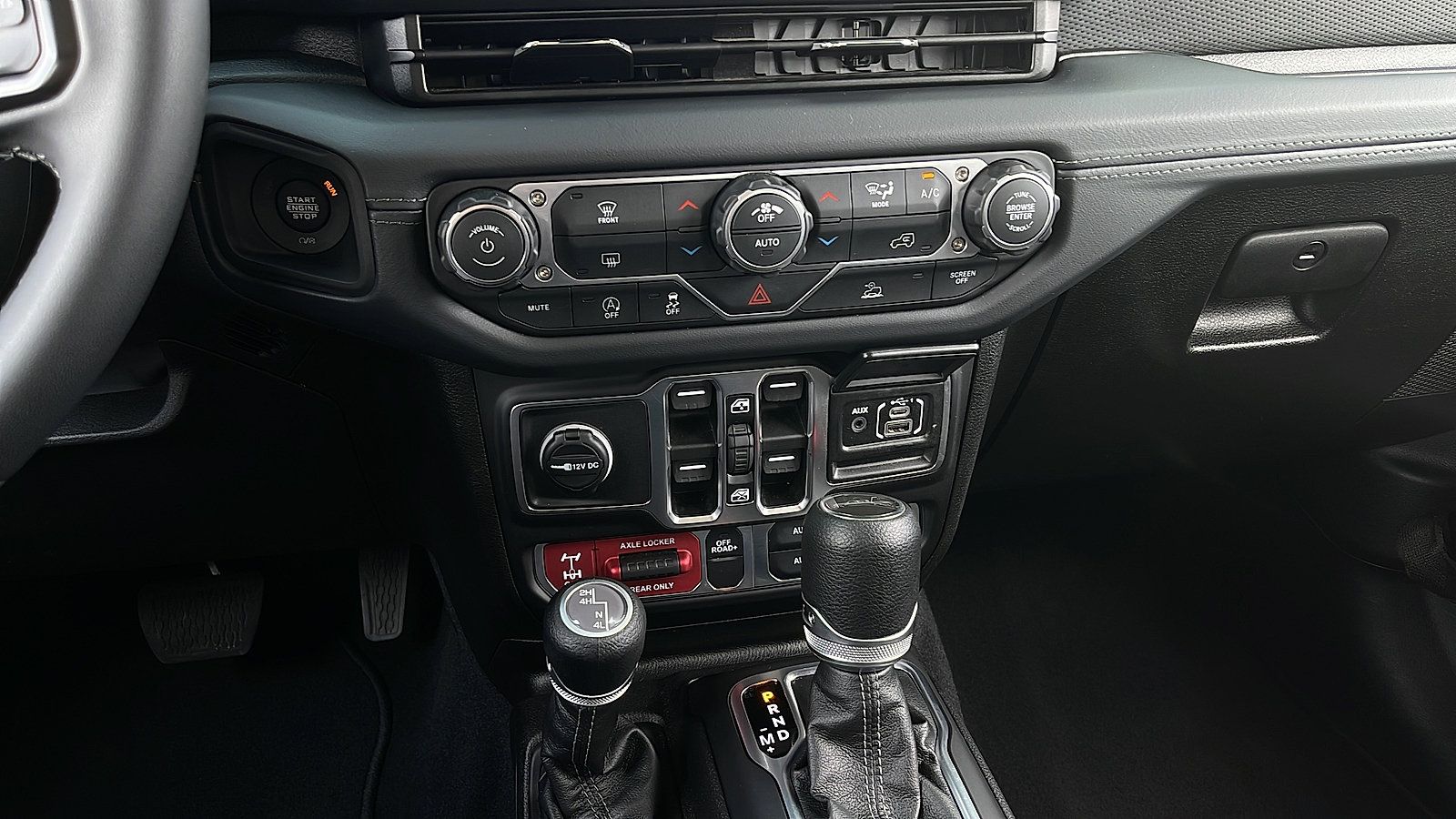 Used 2026 Jeep Gladiator Mojave AWD/4WD image 17