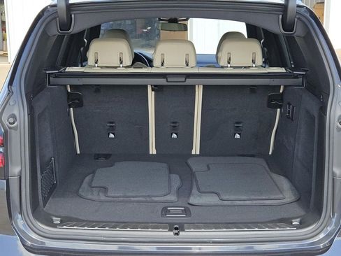 Used 2023 BMW X3 sDrive30i w/ Premium Package image 9