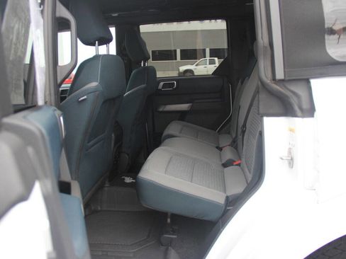 Used 2023 Ford Bronco Outer Banks image 14