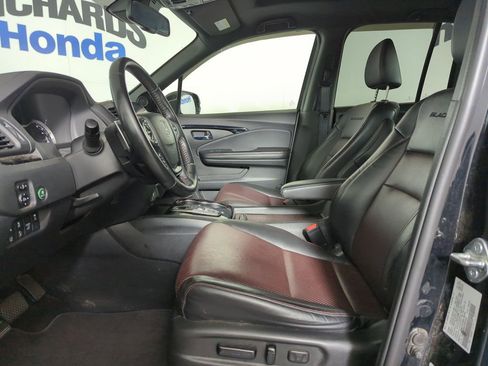 Certified 2020 Honda Ridgeline Black Edition image 8