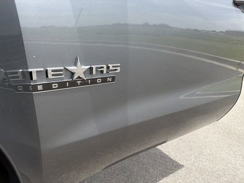 Used 2020 Chevrolet Silverado 1500 RST w/ Texas Edition image 36