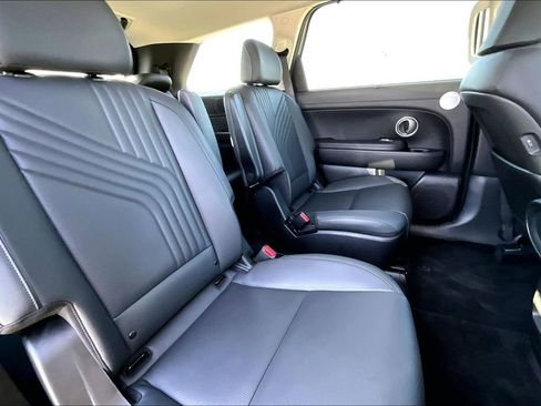 Used 2026 Hyundai Palisade SEL FWD image 25