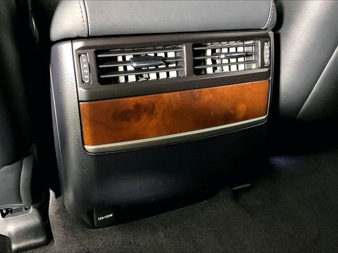 Used 2020 Lexus LX 570 4WD w/ Luxury Package image 31