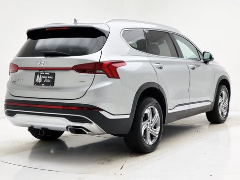Used 2023 Hyundai Santa Fe SEL w/ Premium Package image 9