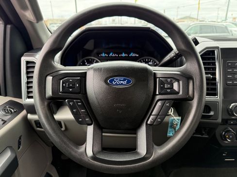 Used 2017 Ford F550 2WD Regular Cab Super Duty image 16