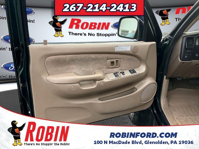 Used 2002 Toyota Tacoma 4x4 Xtracab V6 w/ SR5 Pkg w/ Chrome Pkg image 21