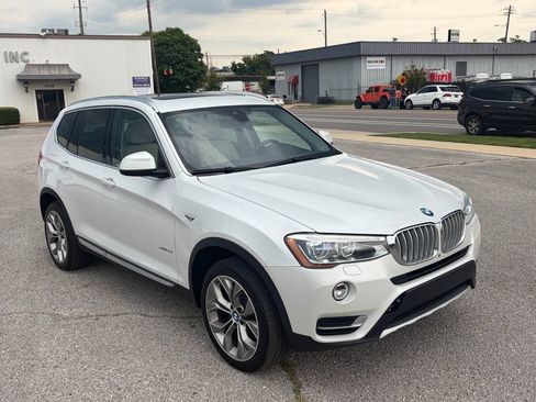 Used 2017 BMW X3 xDrive35i AWD/4WD image 3