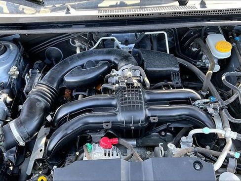 Used 2017 Subaru Crosstrek 2.0i Limited w/ Popular Package #2 image 34