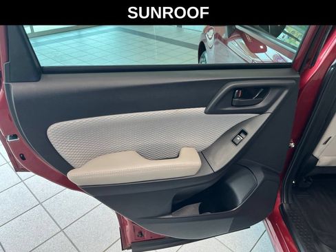 Used 2018 Subaru Forester 2.5i Premium w/ All-Weather Package AWD/4WD image 12