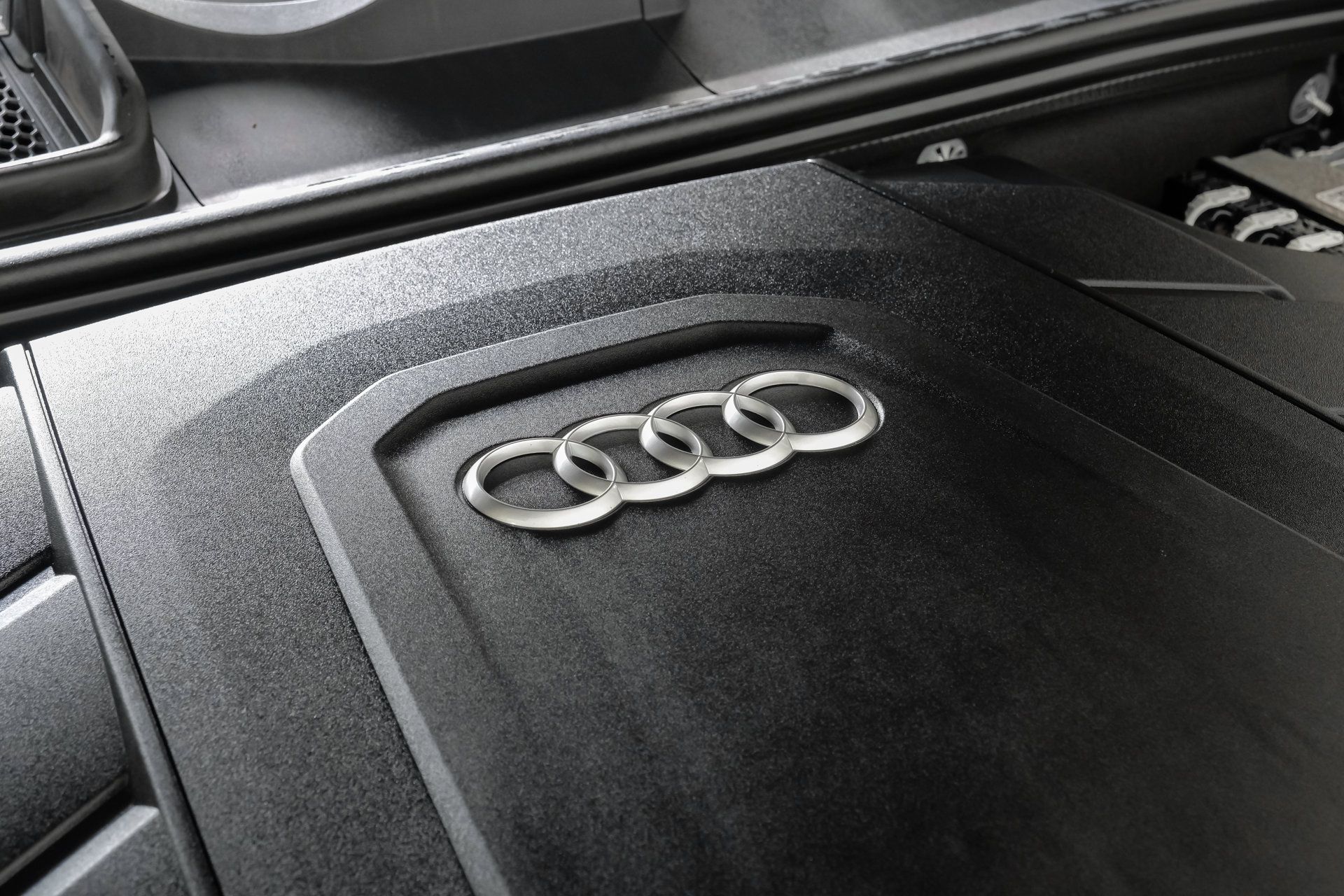 Used 2023 Audi Q8 Premium Plus w/ Premium Plus Package AWD/4WD image 60