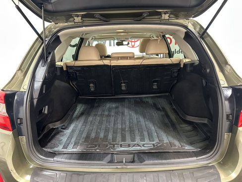 Used 2015 Subaru Outback 3.6R Limited image 17